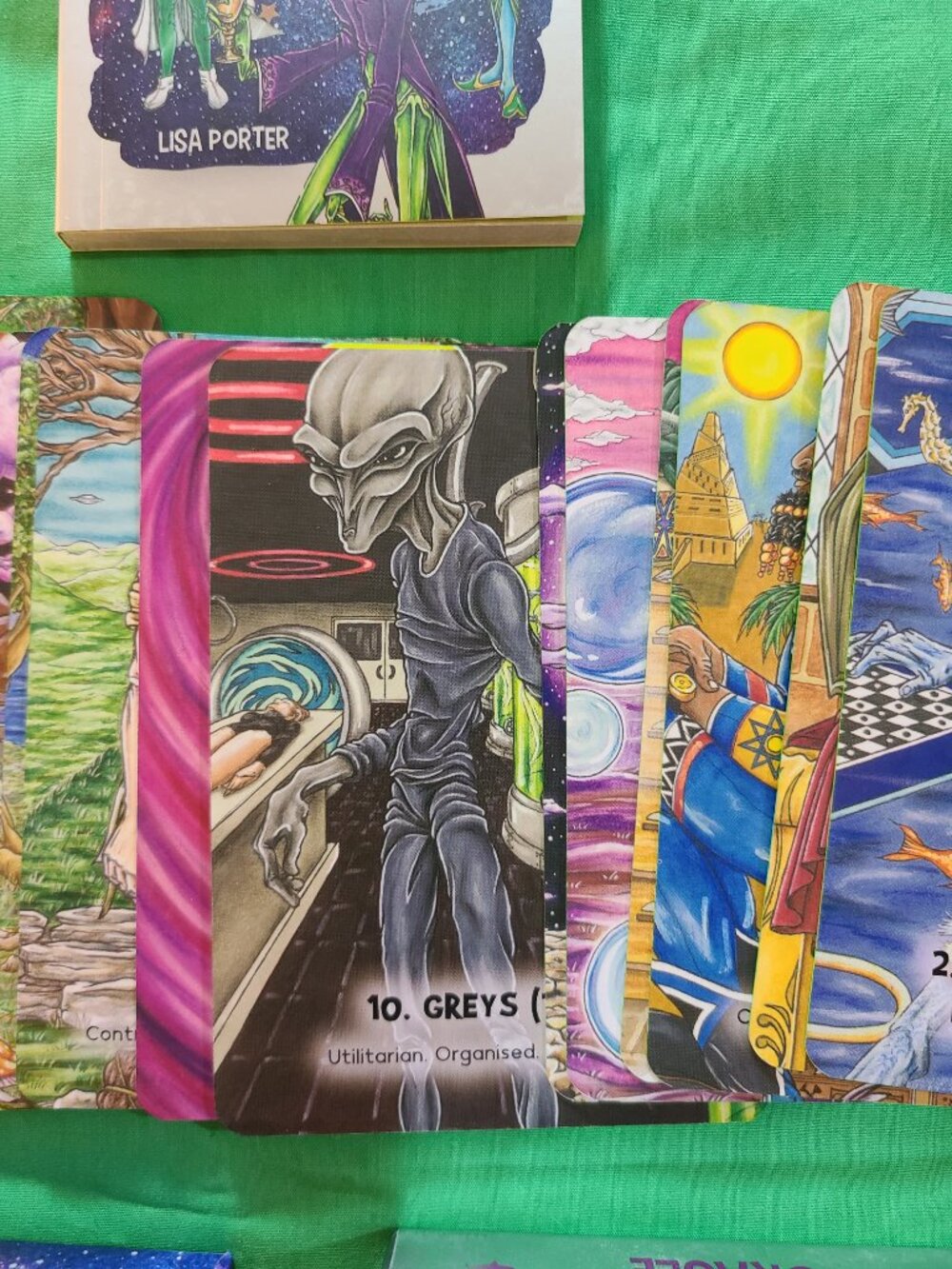 Tarot Cards Mystic Martian Oracle - Picture 8 of 11